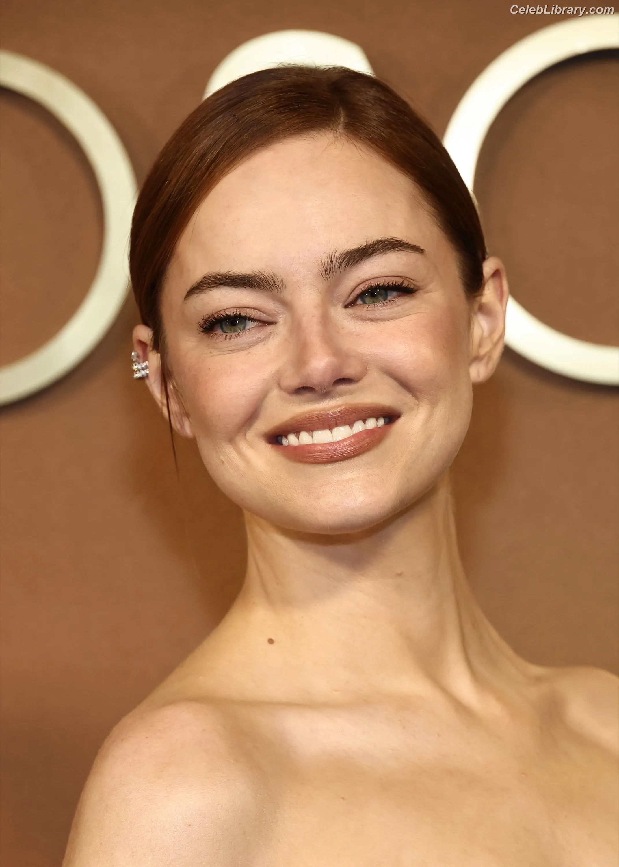 Emma Stone photo 19 of 1455