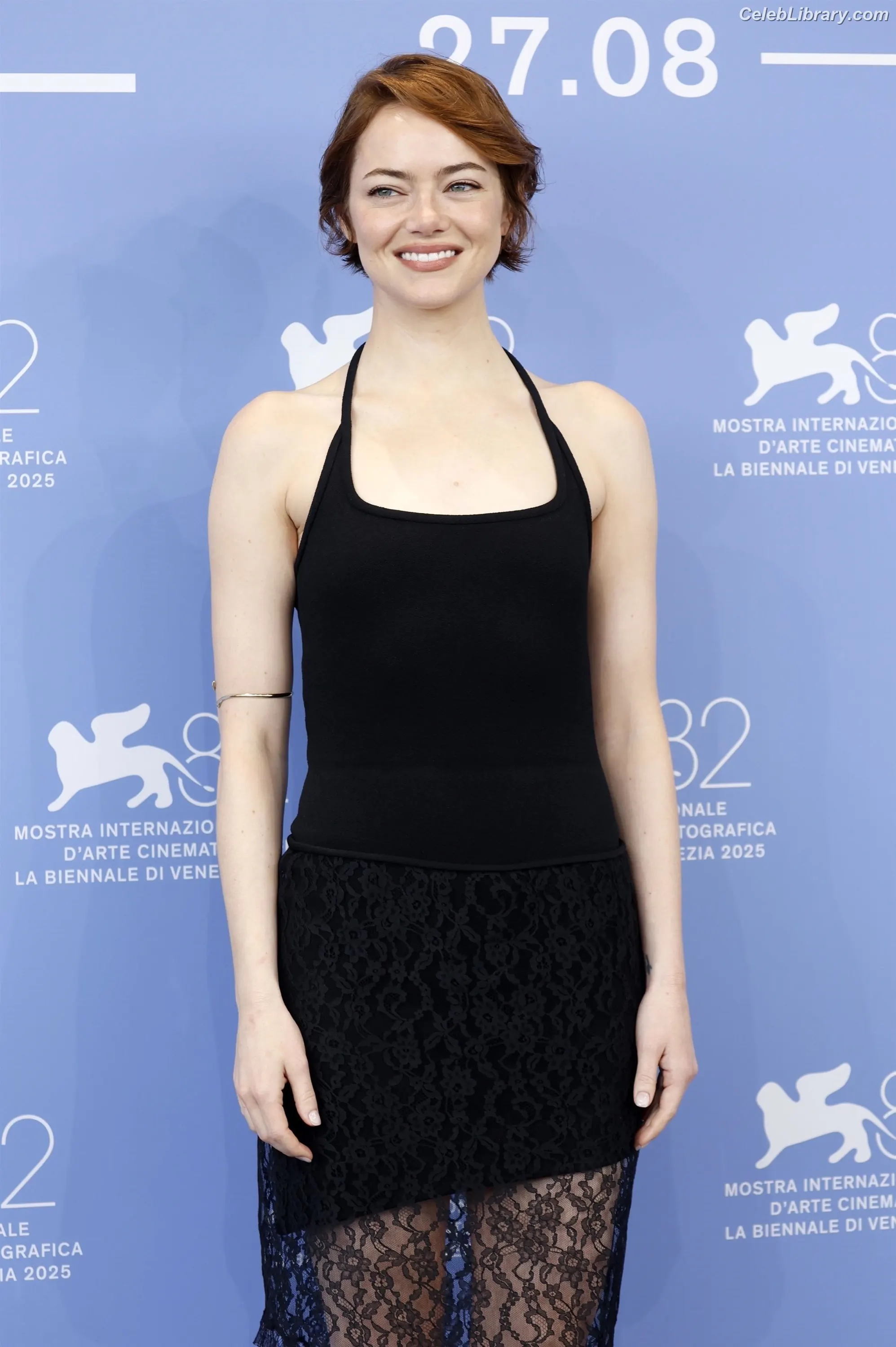 Emma Stone photo 19 of 1455