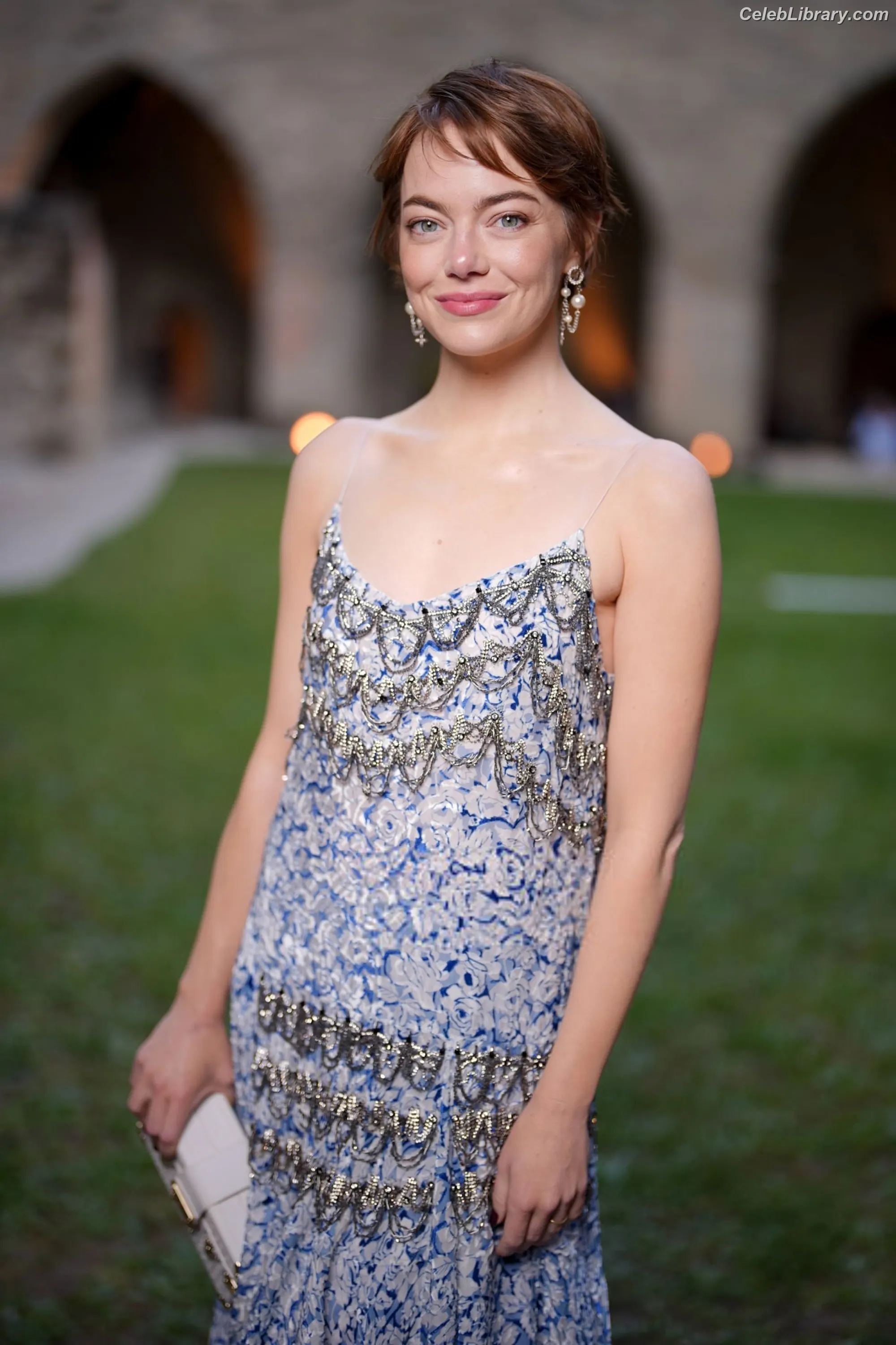 Emma Stone photo 7 of 1455