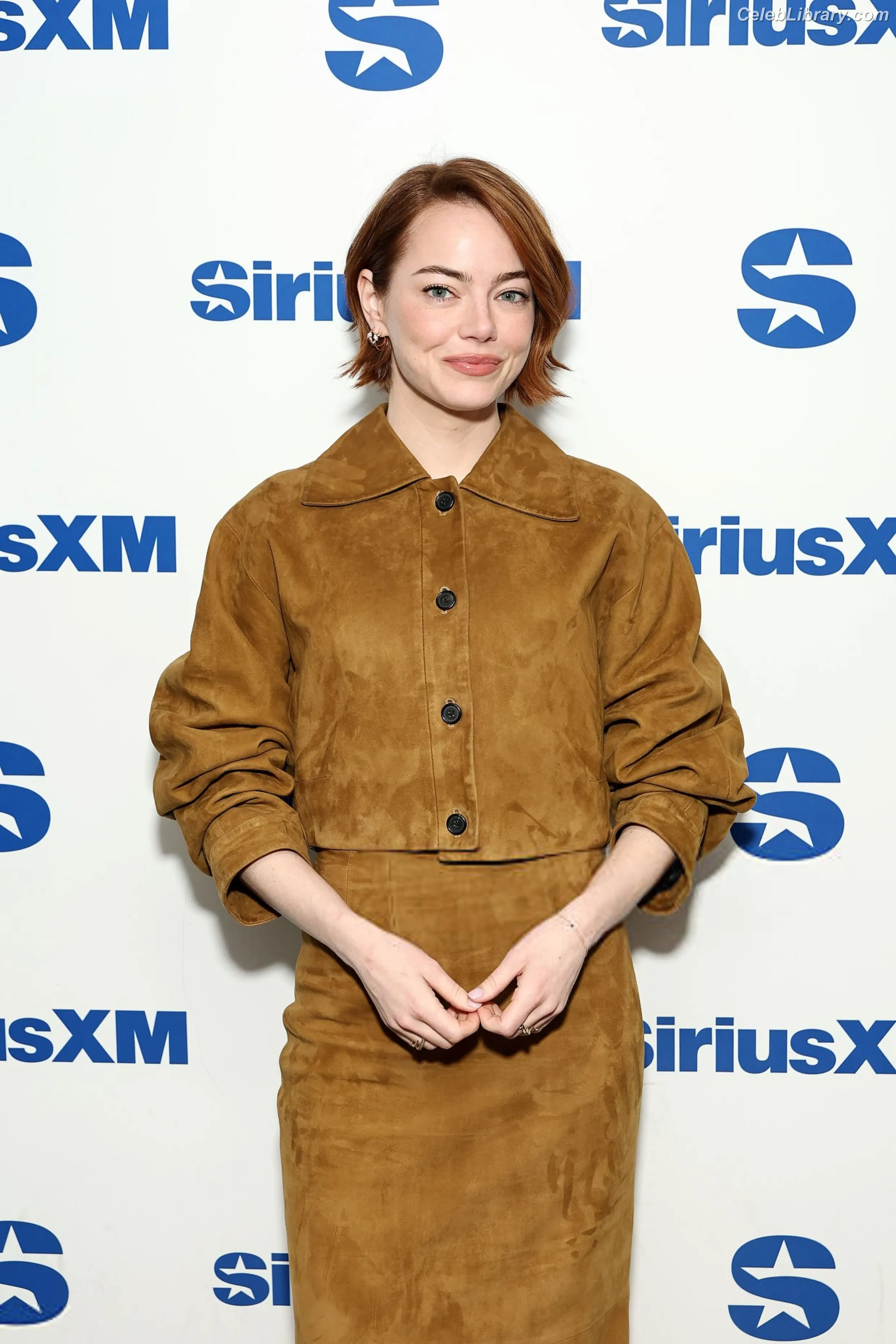 Emma Stone photo 21 of 1455