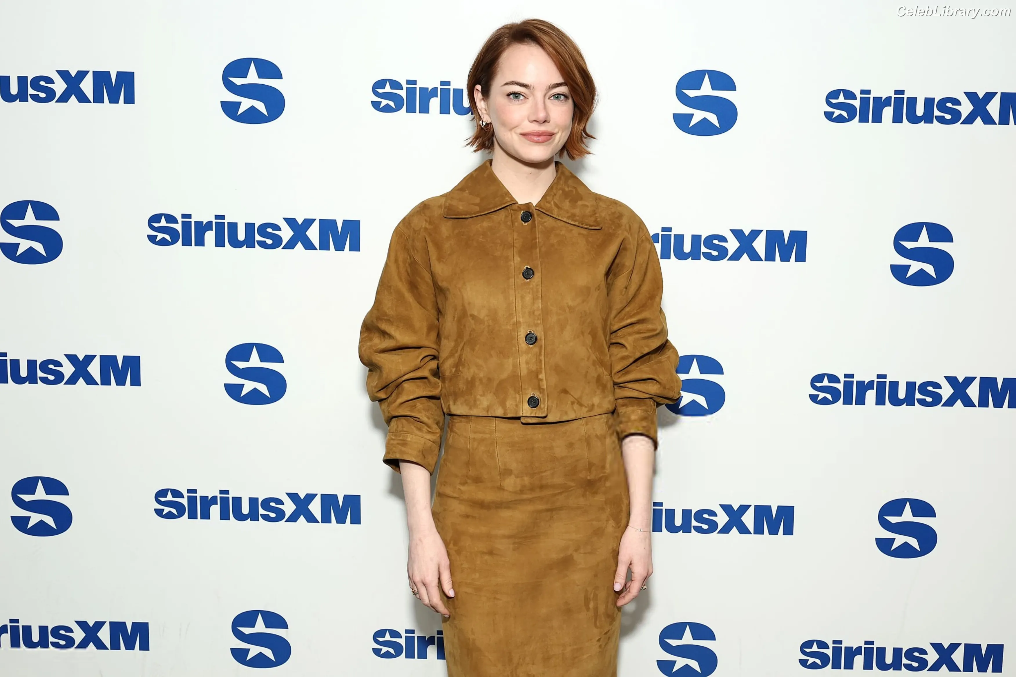 Emma Stone photo 4 of 1455