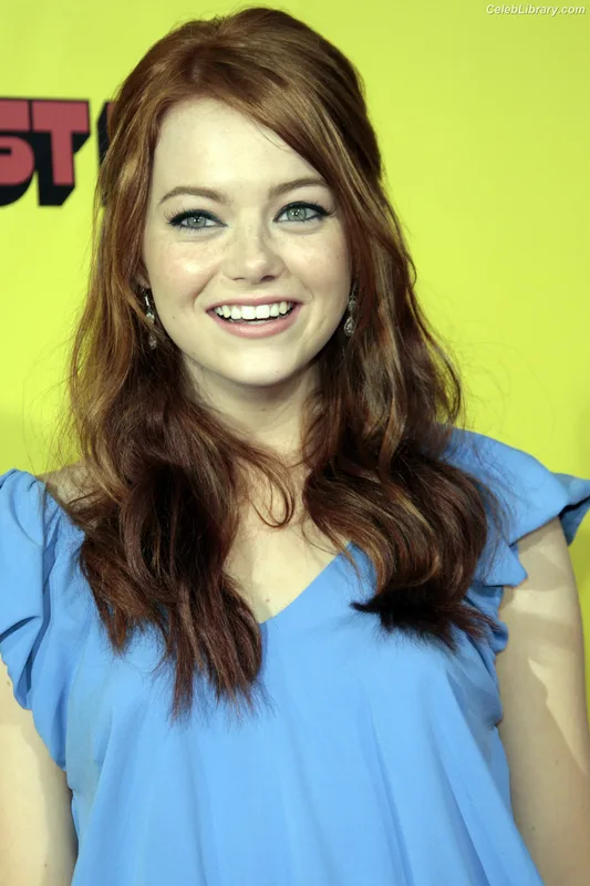 Emma Stone photo 13 of 1455