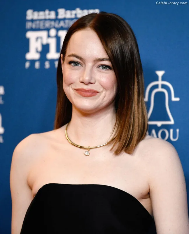Emma Stone photo 5 of 1455