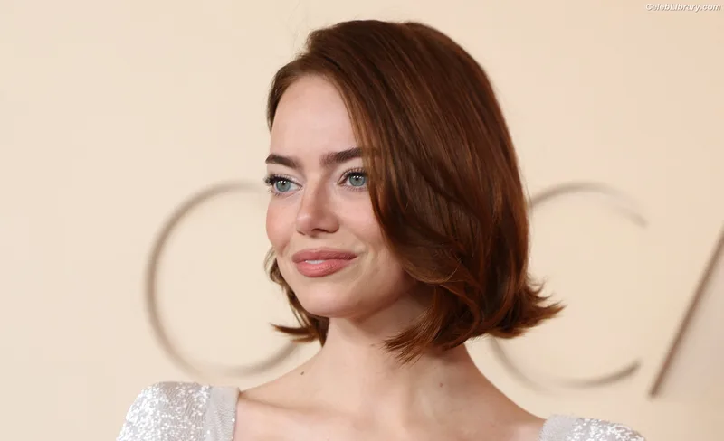 Emma Stone photo 13 of 1455
