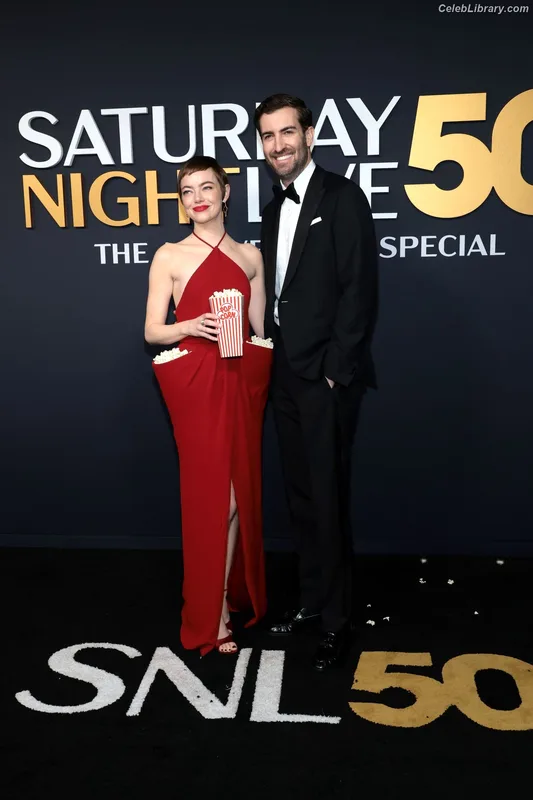 Emma Stone photo 3 of 1455