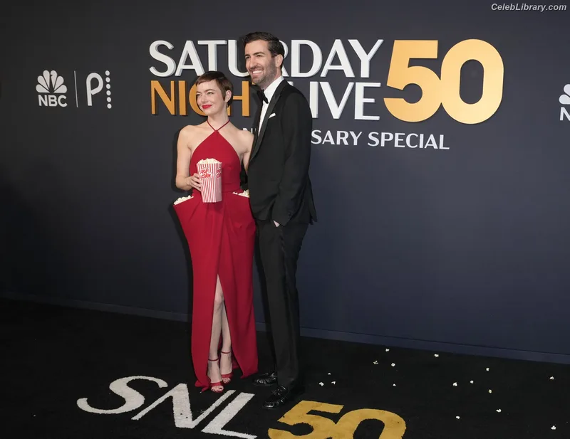 Emma Stone photo 5 of 1455