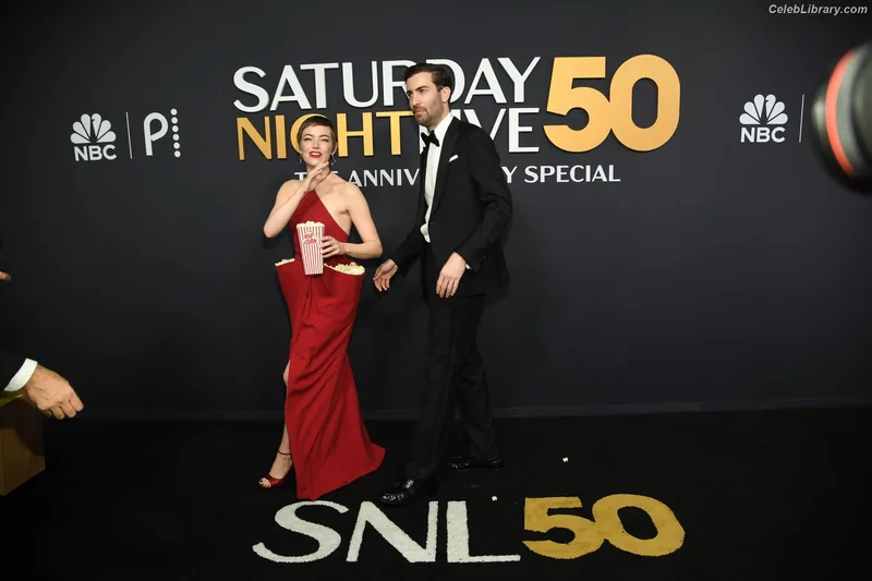 Emma Stone photo 9 of 1455