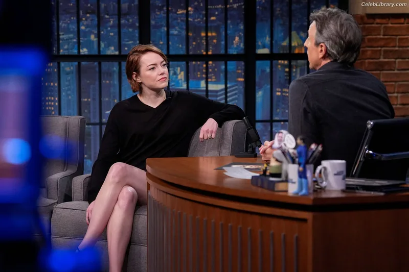 Emma Stone photo 9 of 1455