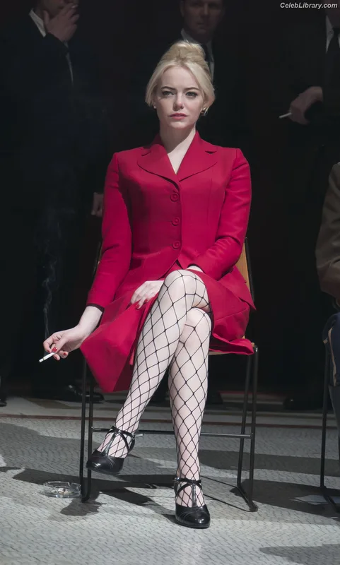 Emma Stone photo 16 of 1455