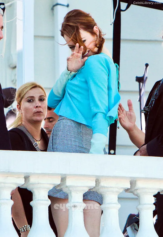 Emma Stone photo 13 of 1455
