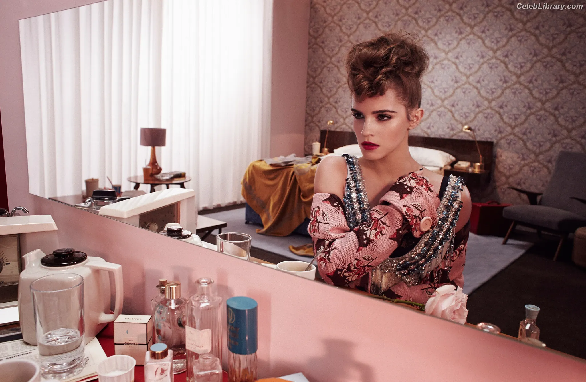 Emma Watson photo 9 of 1920