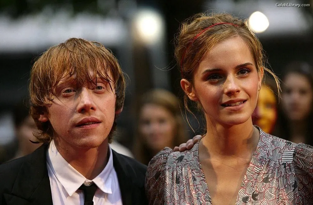 Emma Watson photo 17 of 1920