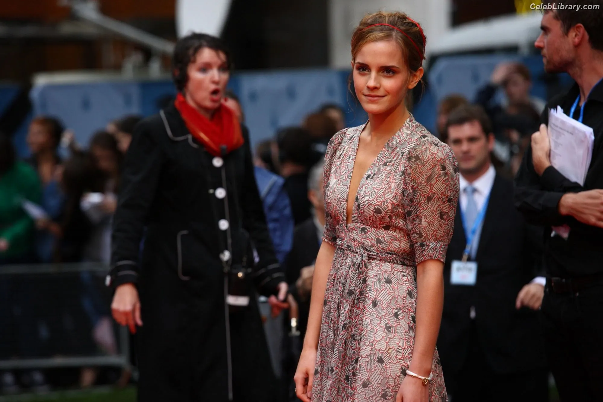 Emma Watson photo 1 of 1920