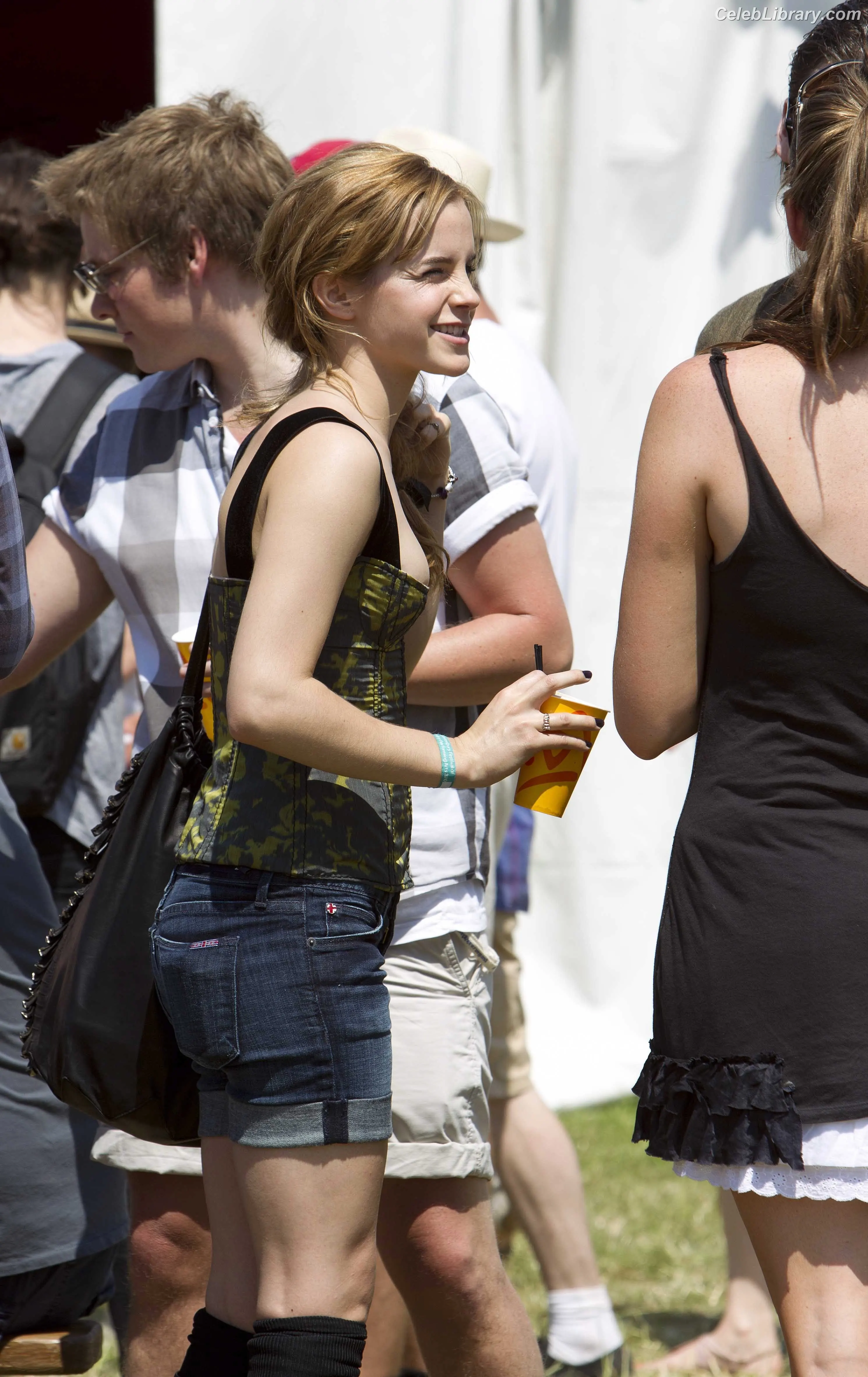 Emma Watson photo 21 of 1920