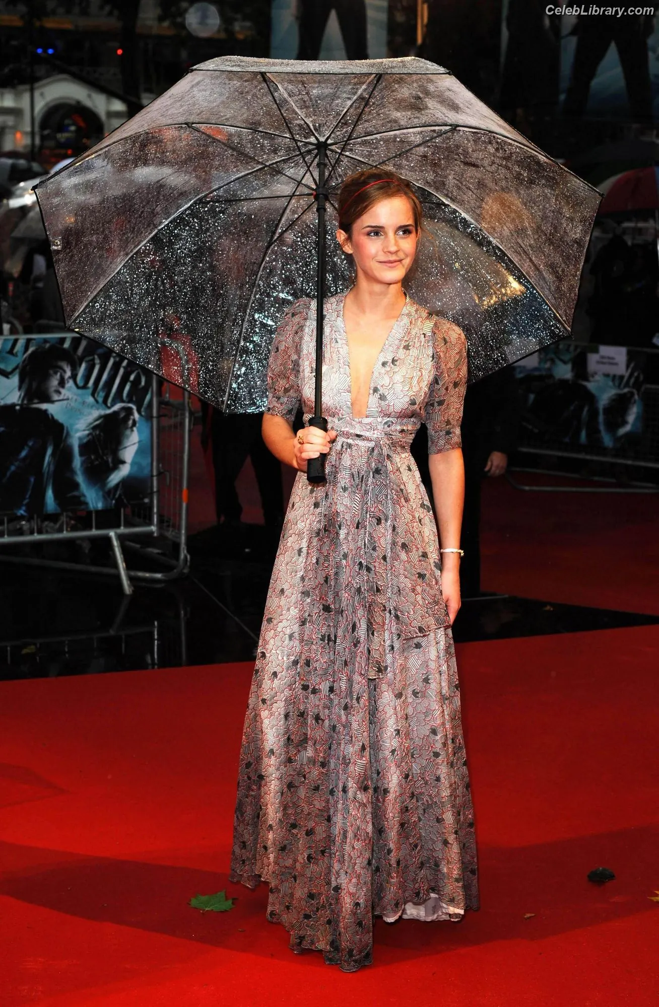 Emma Watson photo 7 of 1920
