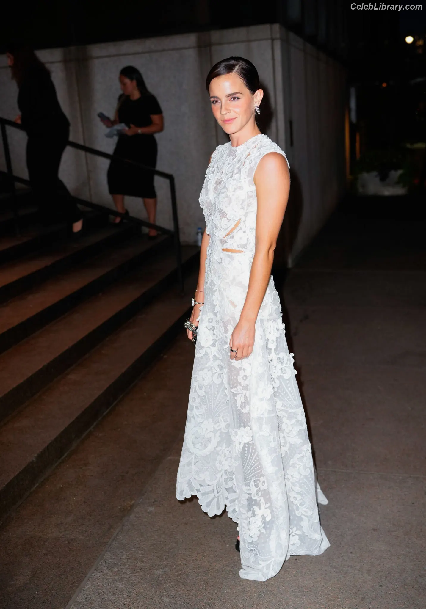 Emma Watson photo 6 of 1920