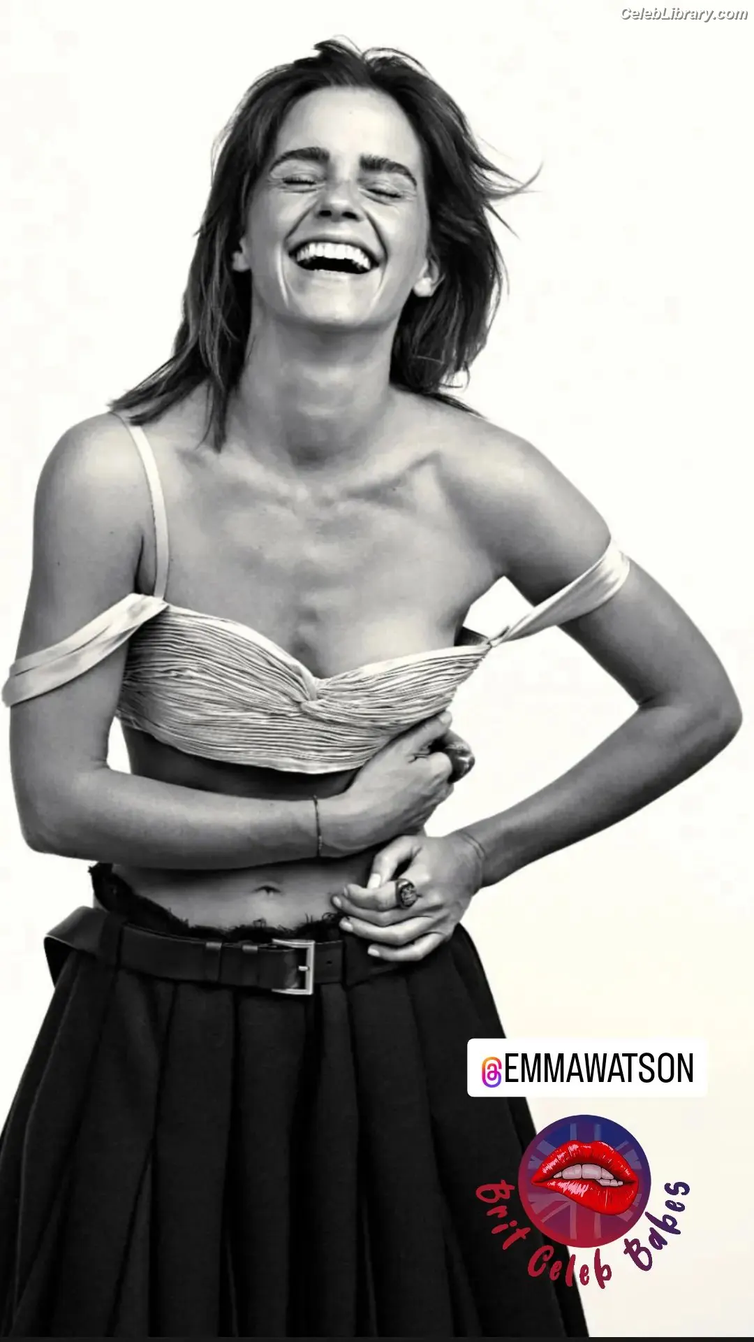 Emma Watson photo 18 of 1920