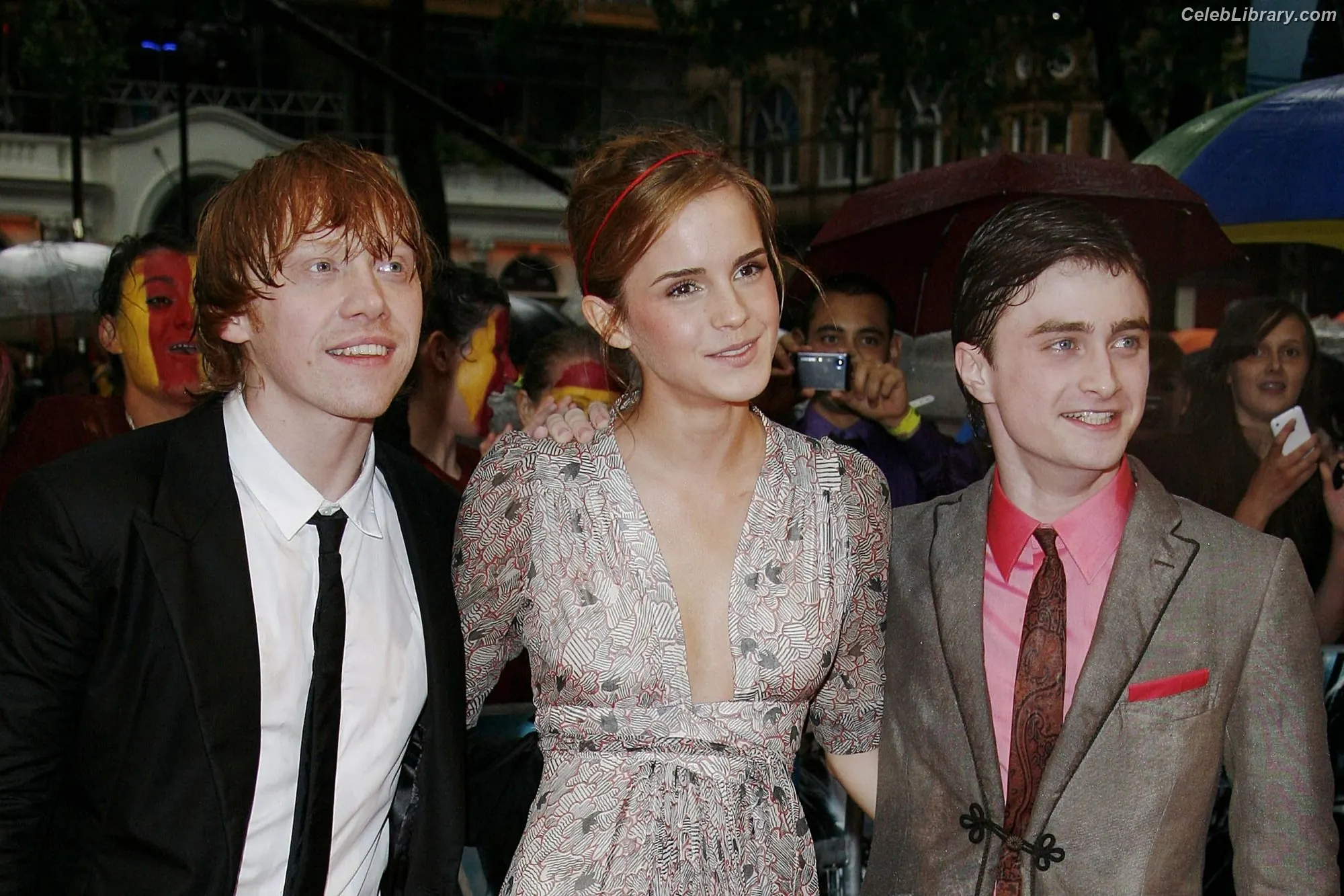 Emma Watson photo 9 of 1920