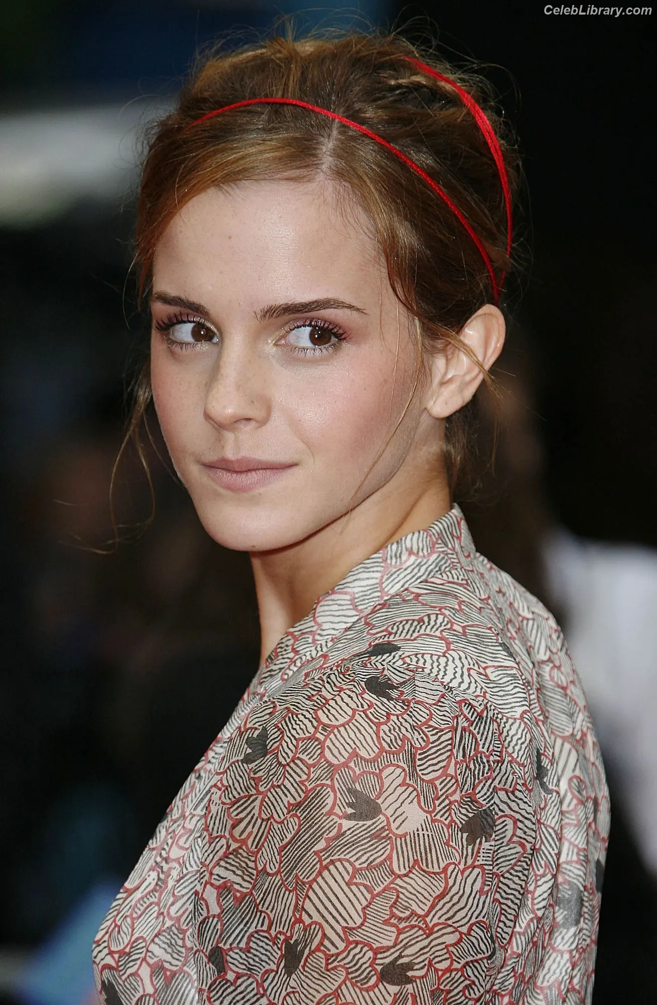Emma Watson photo 14 of 1920