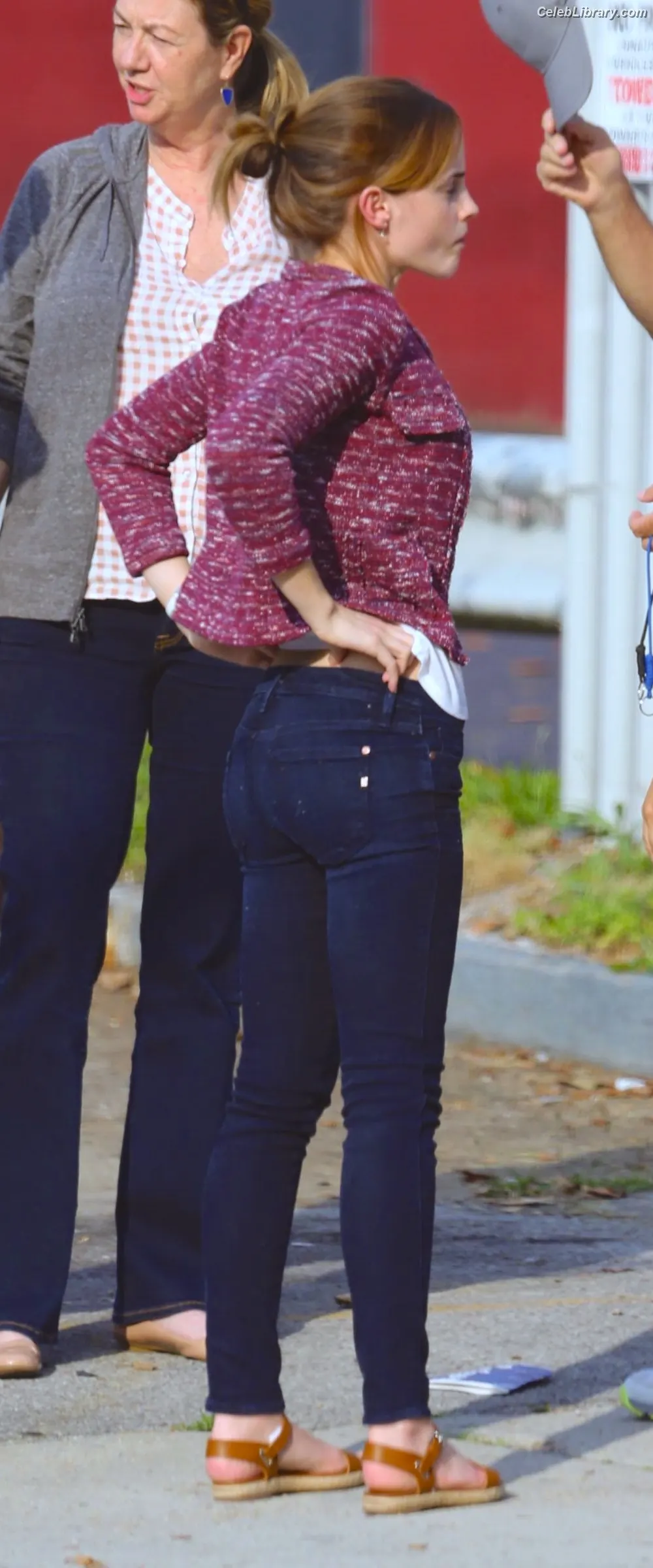 Emma Watson photo 4 of 1920