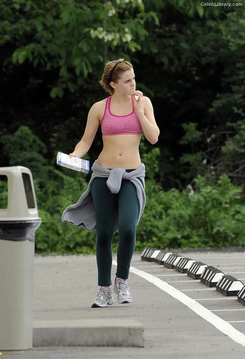 Emma Watson photo 19 of 1920