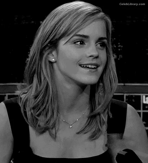 Emma Watson photo 14 of 1920
