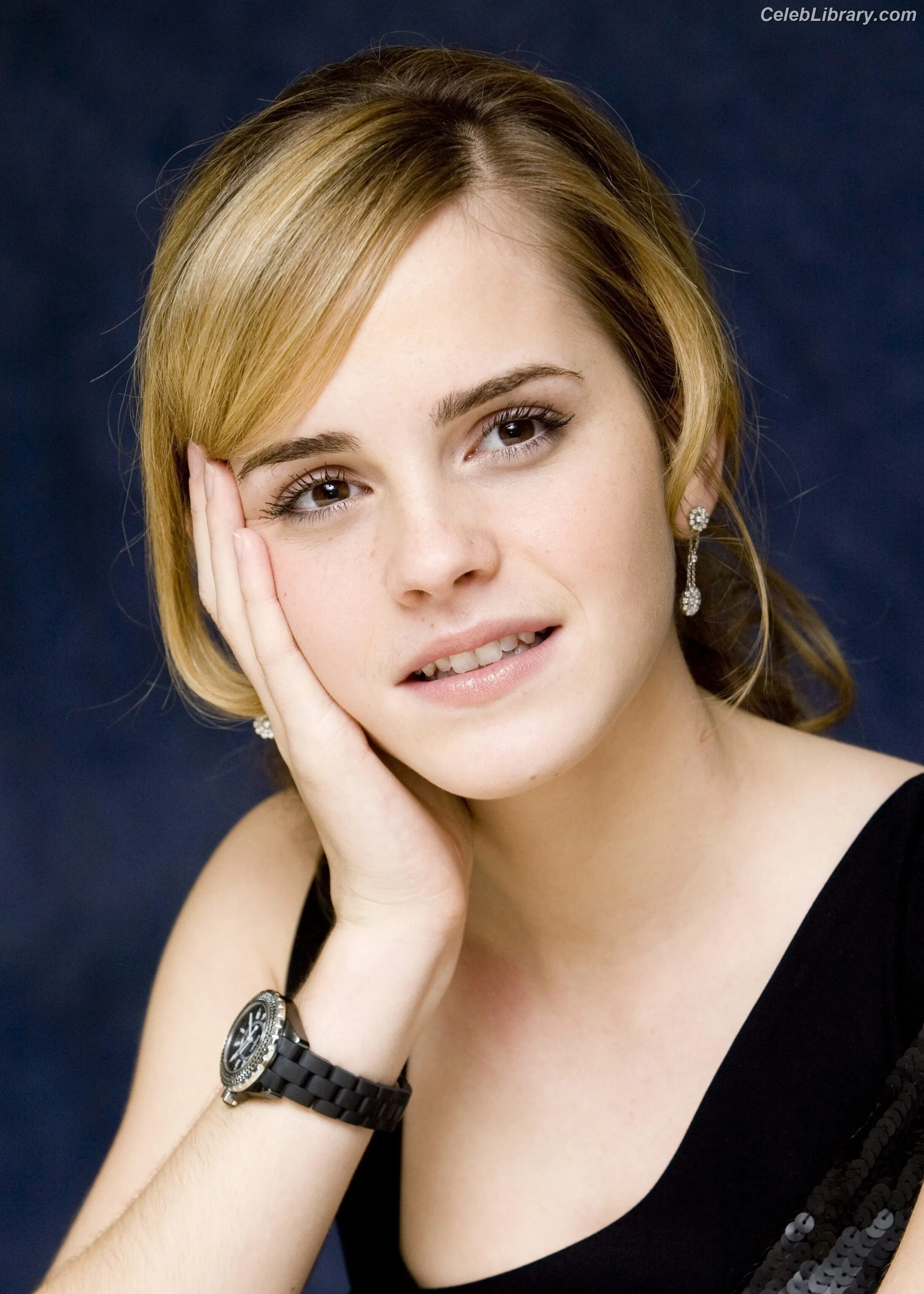 Emma Watson photo 20 of 1920