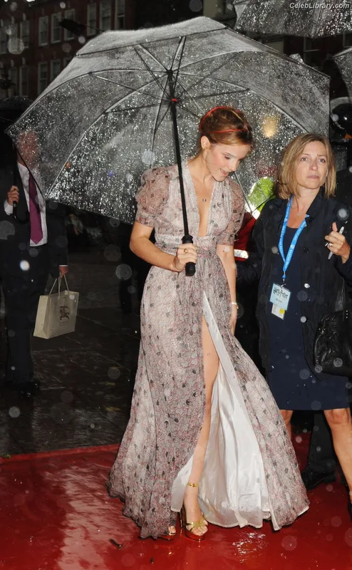 Emma Watson photo 15 of 1883