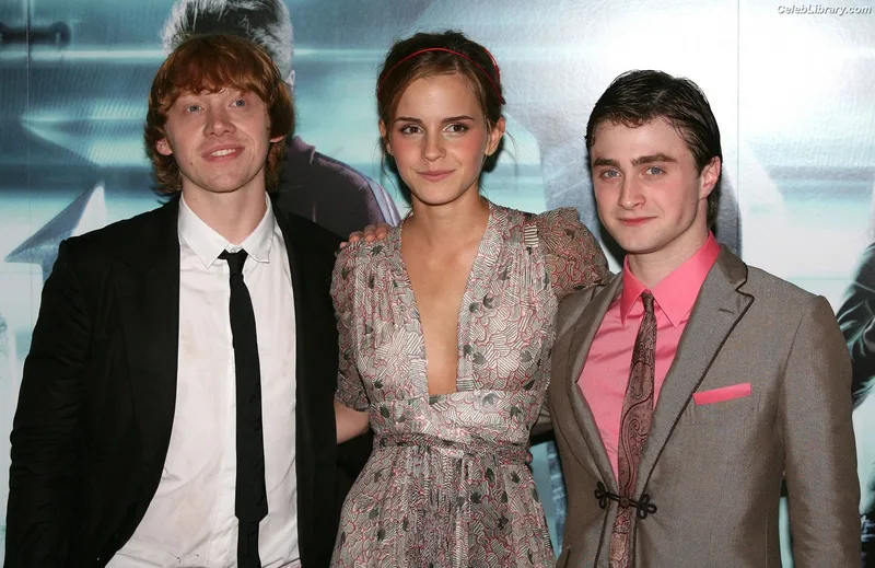 Emma Watson photo 15 of 1883