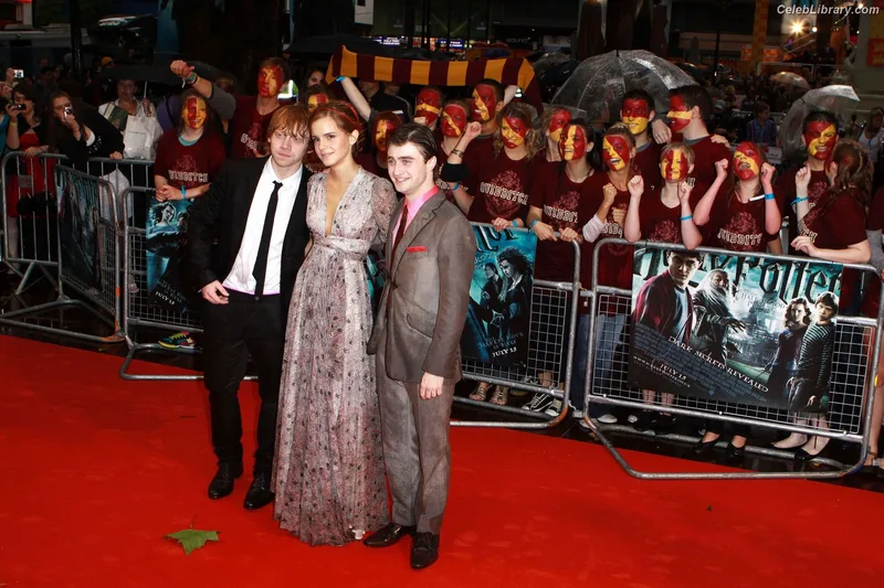 Emma Watson photo 5 of 1883