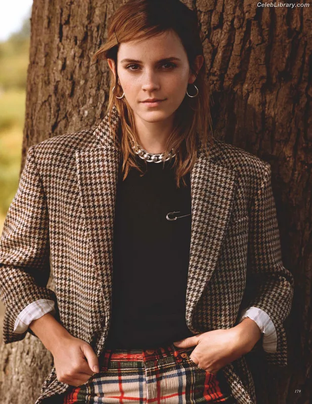 Emma Watson photo 13 of 1883