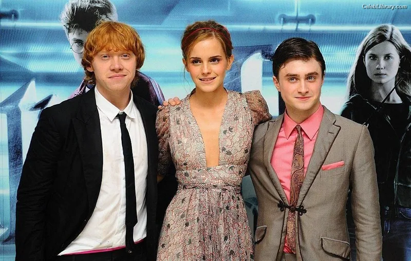 Emma Watson photo 13 of 1883