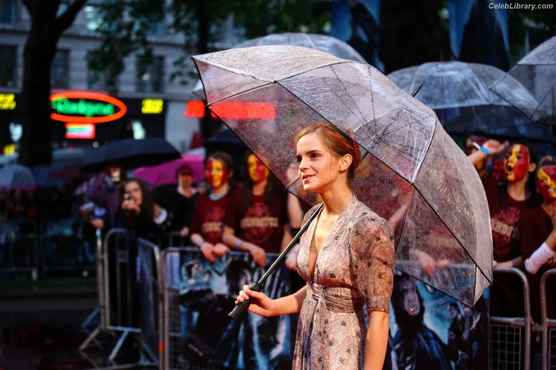 Emma Watson photo 15 of 1883