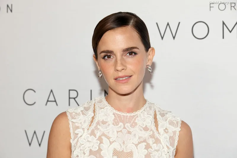 Emma Watson photo 8 of 1883