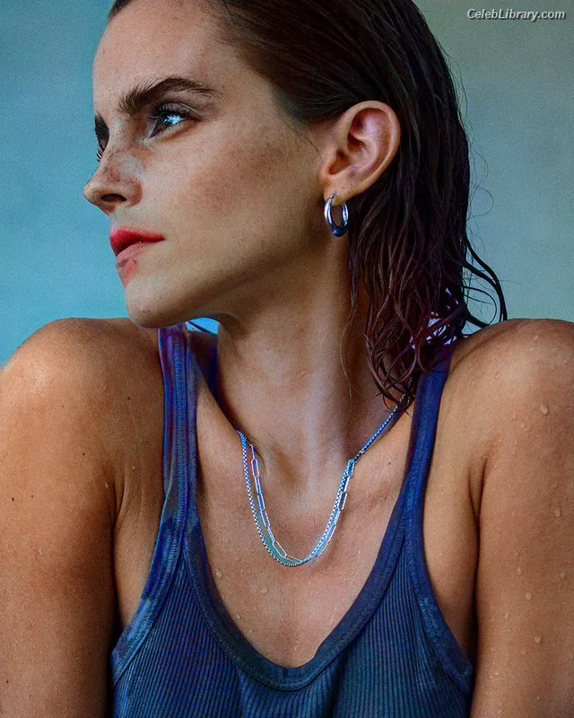 Emma Watson photo 9 of 1883
