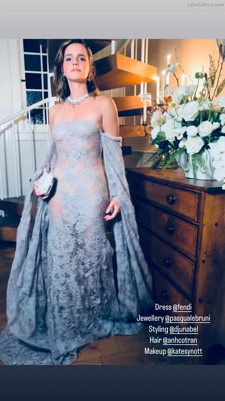 Emma Watson photo 20 of 1883