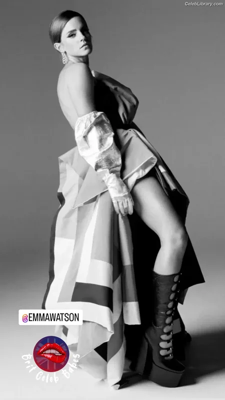 Emma Watson photo 11 of 1883
