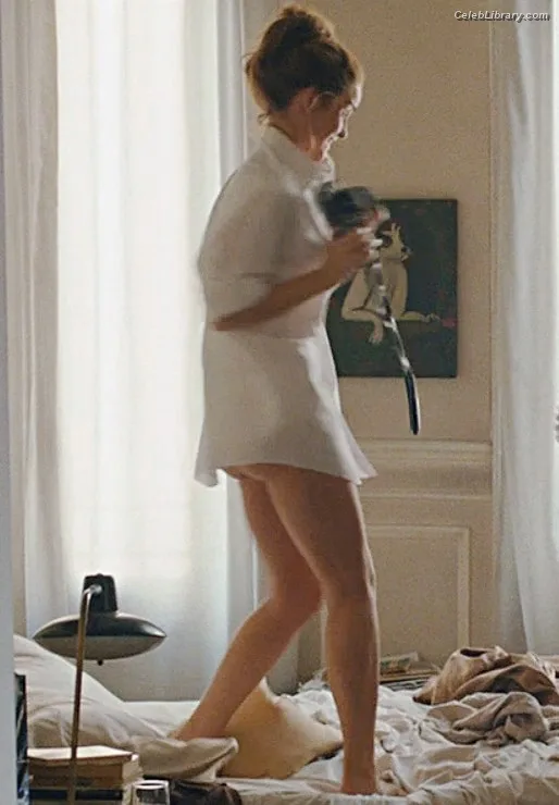 Emma Watson photo 3 of 1883