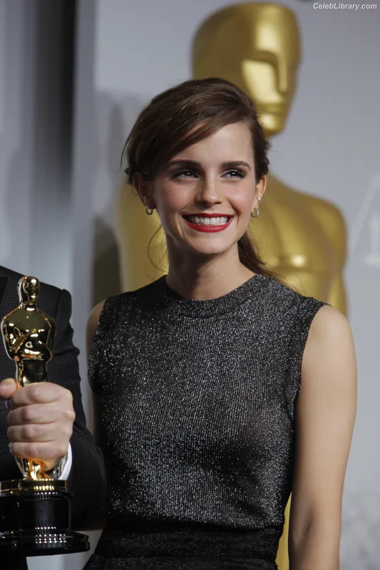 Emma Watson photo 6 of 1883