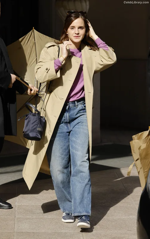 Emma Watson photo 13 of 1883