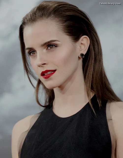 Emma Watson photo 9 of 1883