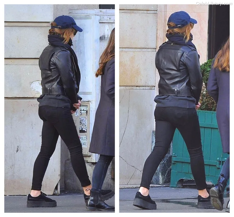 Emma Watson photo 22 of 1883