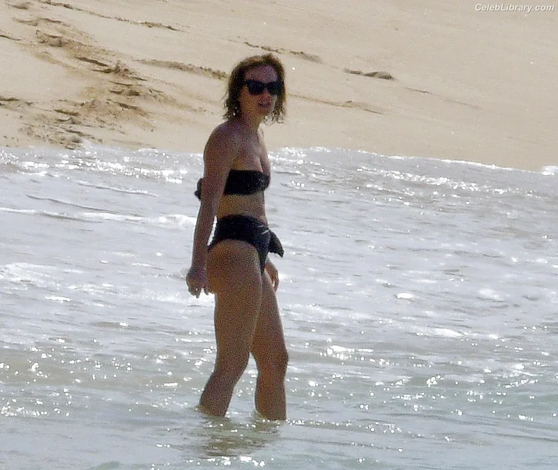 Emma Watson photo 17 of 1883