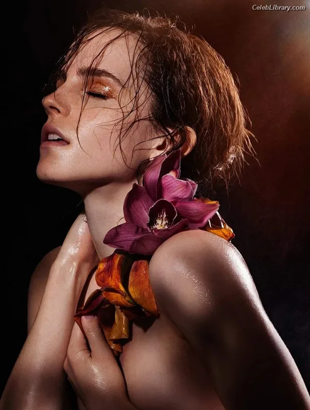 Emma Watson photo 17 of 1883
