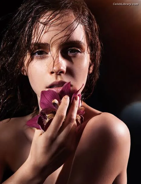 Emma Watson photo 13 of 1883