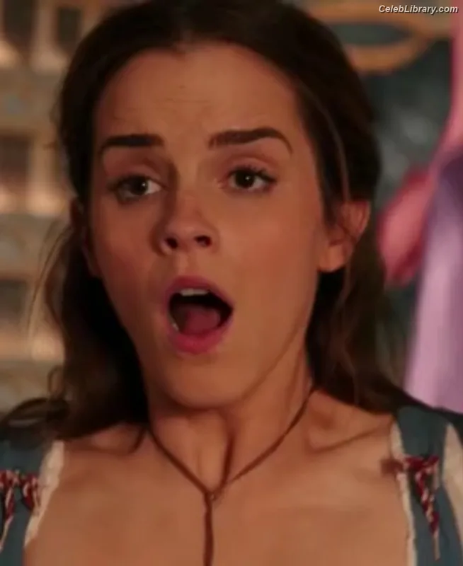 Emma Watson photo 8 of 1883