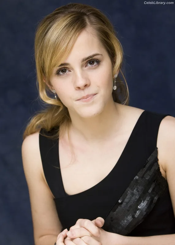 Emma Watson photo 18 of 1883