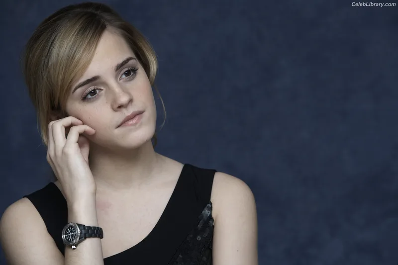 Emma Watson photo 8 of 1883