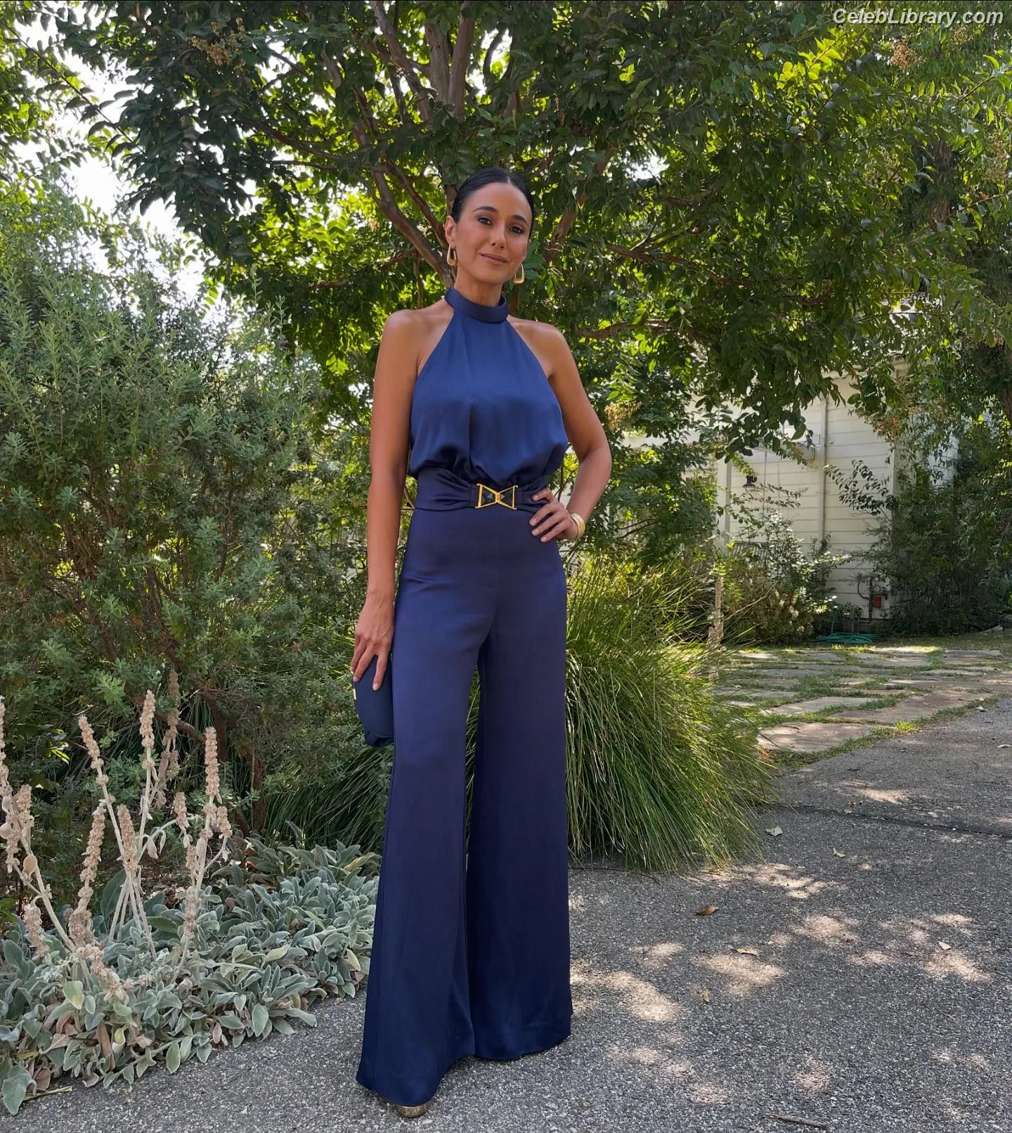 Emmanuelle Chriqui photo 22 of 399