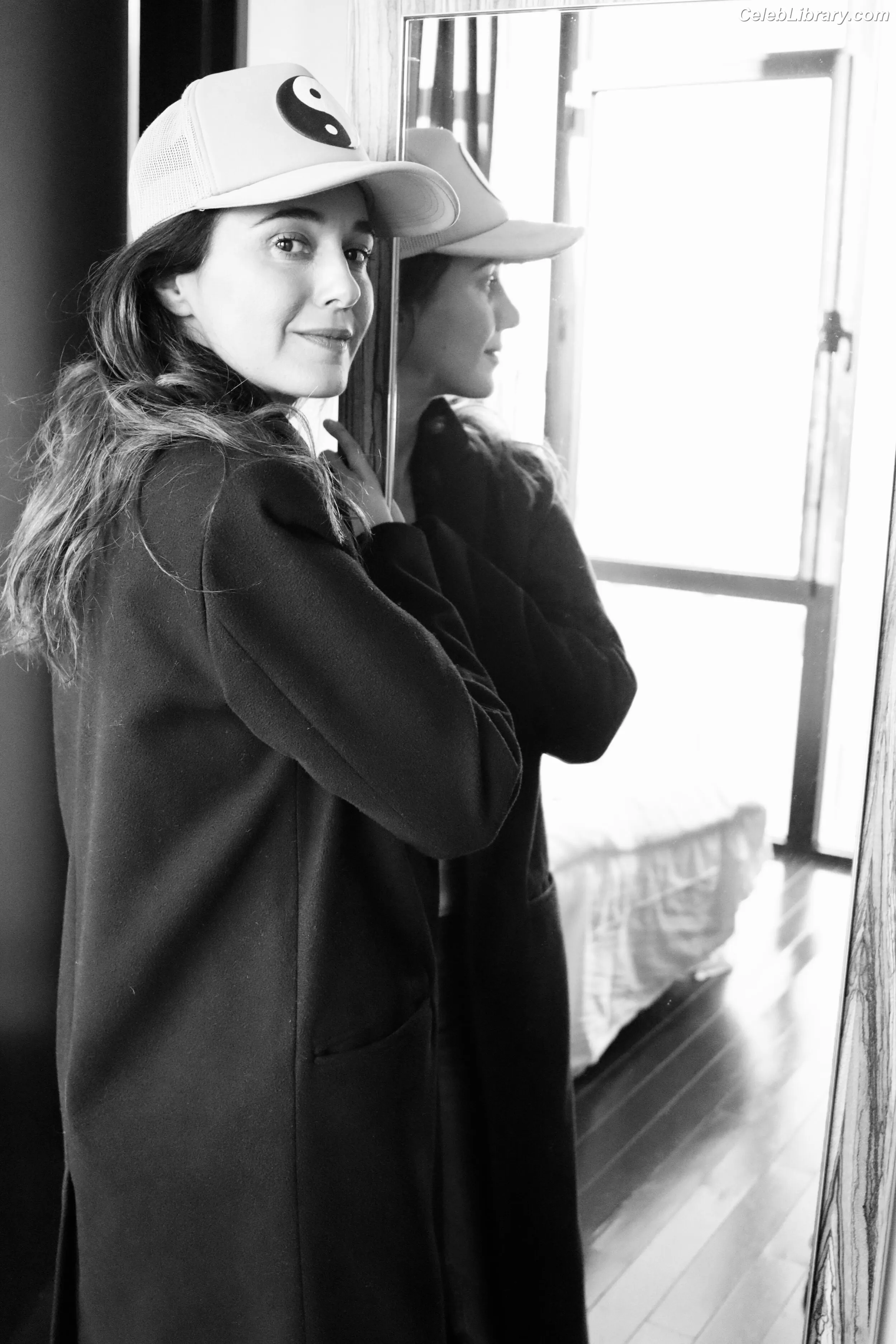 Emmanuelle Chriqui photo 14 of 399